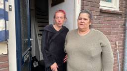 Bewoners willen spullen overleden zoon redden na brand: politie grijpt in