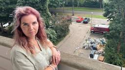 Manon heeft dumpplek voor haar flat