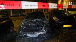 Auto van dakdekker brandt uit