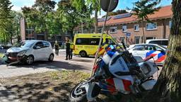 72-jarige man onder invloed van drugs botst op motoragent