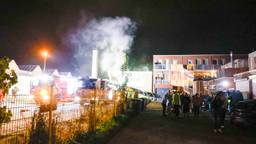 Afval zorgt voor brand in slooppand