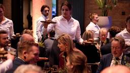Studenten koken voor koningin Máxima, maar ‘eet smakelijk’ zeggen mag niet