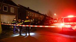 Gewonde man gevonden op straat, slachtoffer is gestoken