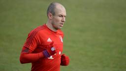 Oud-PSV-er Arjen Robben gaat weer voetballen 