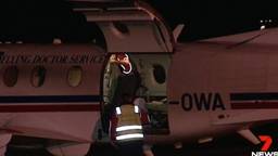 Slachtoffers werden met vliegtuig naar ziekenhuis vervoerd. (Beeld: The West Australian)