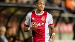 Damil Dankerlui in het shirt van Ajax. (foto: VI Images)
