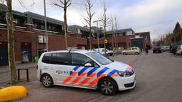 Politie op de plek van de ontvoering in Eersel (Foto: Berry van Gaal/SQ Vision)