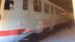 Een van de treinen die door chroom-6 slachtoffers in Tilburg is geschuurd (archieffoto).