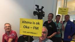 Fans en medewerkers van lokale omroepen Altena vechten met elkaar en vooral voor zichzelf.