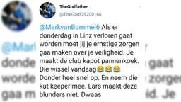 De Twitteraar stuurde onder andere deze tweet, PSV deed aangifte. (Foto: Twitter)