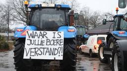 Boeren verzamelen ook in Schaijk. (Foto: Gabor Heeres / SQ Vision)