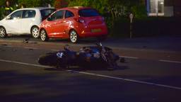 Motorrijder crasht na politieachtervolging door Breda