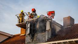 Brand vernietigt een deel van de bovenverdieping in Tilburg