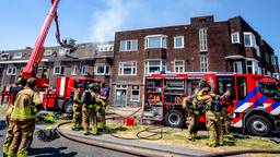 Bij restaurant Klein Java aan de Speelhuislaan in Breda is donderdagmiddag brand uitgebroken op het dak. 