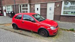 Straat is dit barrel helemaal zat: 'Hoort op de stort, niet voor mijn deur'