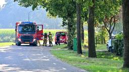 Gaslek in Bavel na wegrollen bus op oprit