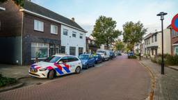 Man in hand en nek gestoken in huis in Geldrop