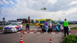 Man op brommer raakt gewond bij aanrijding
