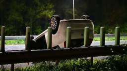 Auto crasht op A58 bij Etten-Leur