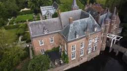 Trouwen tussen schimmel en lekkages: kasteel Maurick krijgt opknapbeurt
