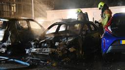 Opnieuw grote vlammenzee, zes auto's in Breda