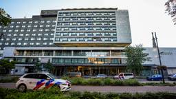 Dode in hotel, politieonderzoek vanwege 'aangetroffen omstandigheden'