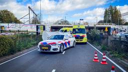 Vrouw komt om het leven bij aanrijding