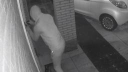 Explosief aan deur gehangen: politie tast in het duister over motief