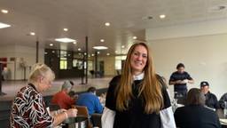 Angelique zet zich met haar stichting in tegen eenzaamheid (beeld: Omroep Brabant).