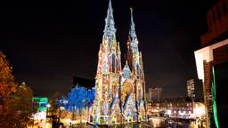 De Catharinakerk en project Windows (foto: Bart van Overbeeke).