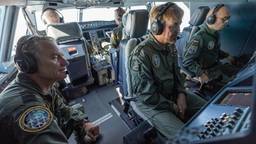 Koning Willem-Alexander in het nieuwe tankvliegtuig van de luchtmacht. (foto: Koninklijke Luchtmacht)