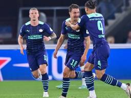 Vreugde bij de PSV'ers na de goal van Olivier Boscagli (Foto: OrangePictures)