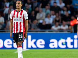 Kiliann Sildillia en Dennis Man balen van de 0-1 van Telstar (foto: Joris Verwijst/Orange Pictures)