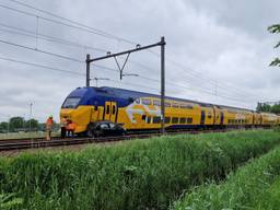 Aanrijding met een auto bij Bergen op Zoom (foto: Noël van Hooft).