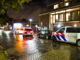 De politie doet ter plekke onderzoek. (Foto: Dave Hendriks / SQ Vision)