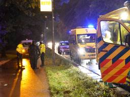 Het ongeluk gebeurde op het fietspad langs de Backer en Ruebweg in Breda (foto: Perry Roovers/SQ Visioon).