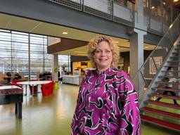 Ester van Eggelen in de kantine van het Hooghuis Stadion in Oss (foto: Megan Hanegraaf).