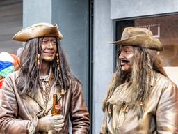 Piraten beleven een gouden tijd tijdens de Tullepetaonse optocht (Eye4Images)