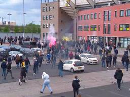 Chaos buiten het stadion na nederlaag van NAC.