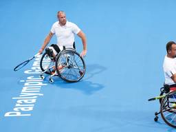 Maikel Scheffers (l.) met Tom Egberink in actie in de strijd om het brons (Foto: ANP). 