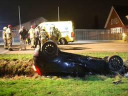 Het ongeluk in Haaren gebeurde toen de bestuurder moest uitwijken (foto: Bart Meesters).