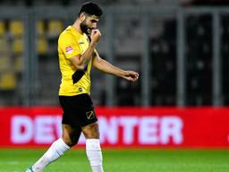 Anouar Kali van NAC na de teleurstellende bekerwedstrijd tegen Go Ahead Eagles (foto: Orange Pictures). 