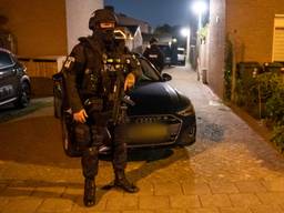 De politie deed donderdagnacht een inval in de Italiëlaan in Eindhoven