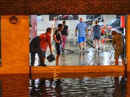 In deze parkeergarage moest worden gehoosd (foto: Rico Vogels/SQ Vison).