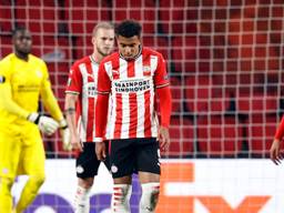 Teleurstelling bij PSV na nederlaag (foto: ANP). 