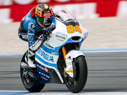 Zonta van den Goorbergh op zijn Kalex tijdens de Moto2 race op de 100e Editie van de TT van Assen (foto: ANP/Vincent Jannink)