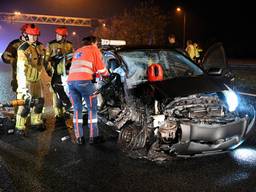 A58 dicht na aanrijdingen, een automobilist reed door ondanks rode kruizen