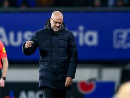 Peter Bosz baalt in Heerenveen (foto: OrangePictures).