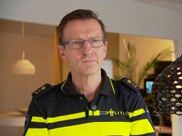 Politiechef Wilbert Paulissen vertelt dat het een en ander door de avondklokrellen is veranderd.