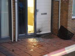 Explosie bij huis oudere vrouw, zoon zou dakdekker zijn